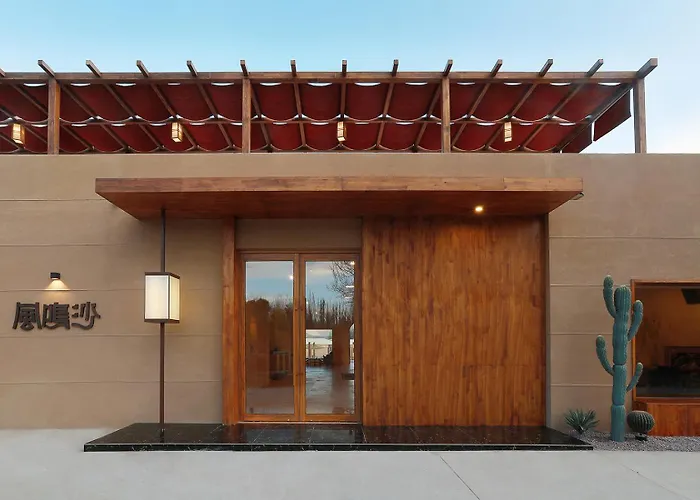 Dunhuang Fengmingsha Hotel