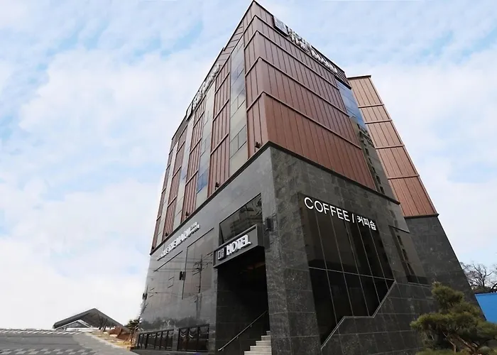 Hotel The Maru