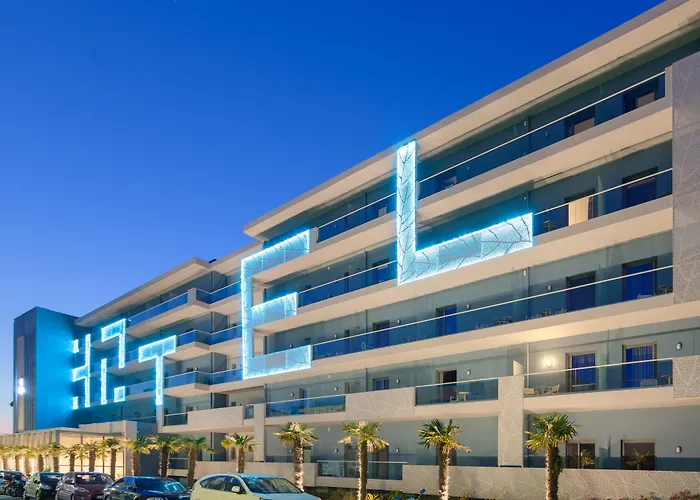Blue Lagoon City Hotel