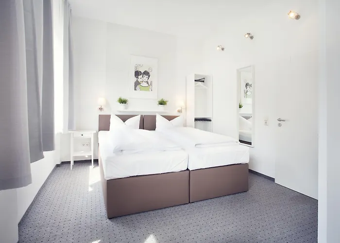 Hotel Loewenguth - Das Freundliche Gemuetliche Budget Hotel
