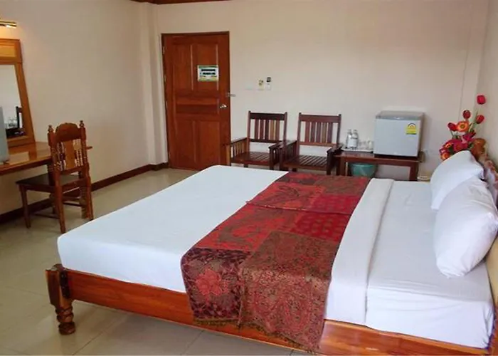 ทรัพย์มุกดา แกรนด์ โฮเทล Submukda Grand Hotel