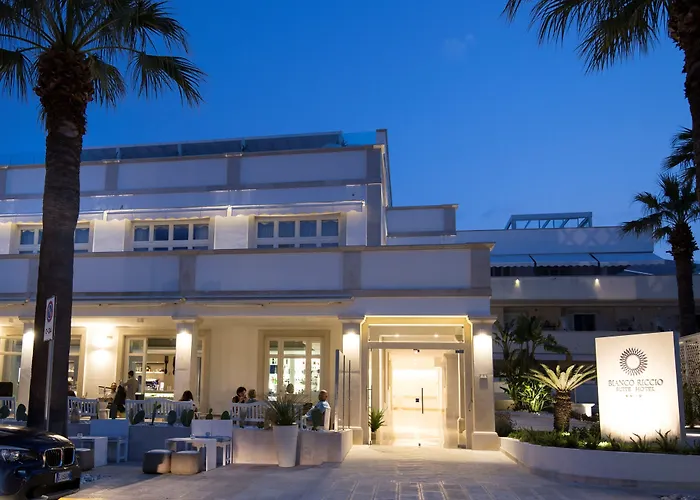 Bianco Riccio Suite Hotel