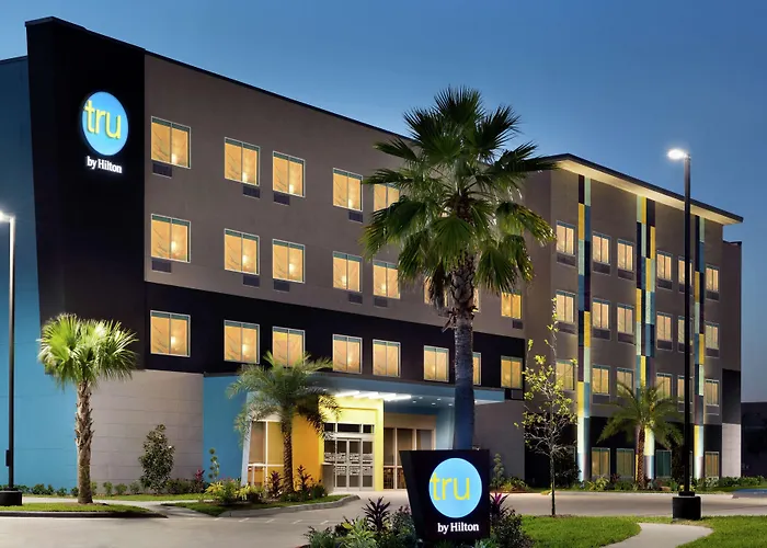 Tru By Hilton Webster Houston Nasa