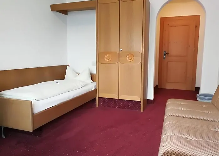 Hotel & Restaurant Becher