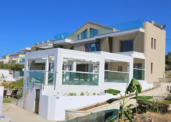Hellas Beach Hotel