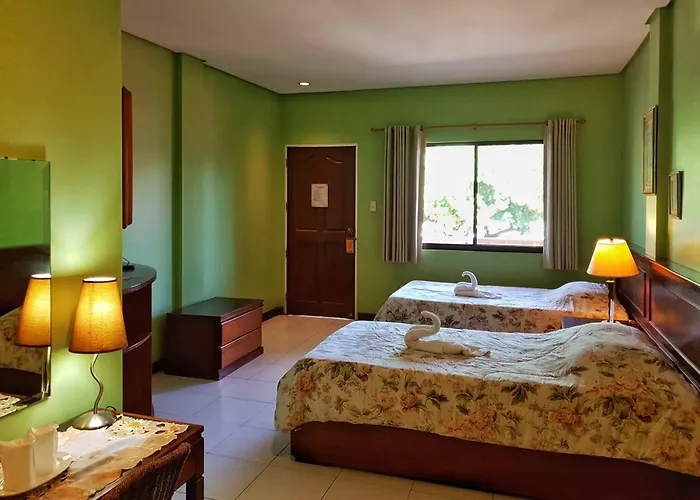 Playa Papagayo Beach Inn