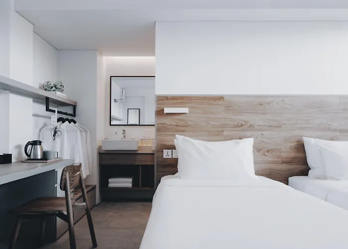 Lloyd'S Inn Bali