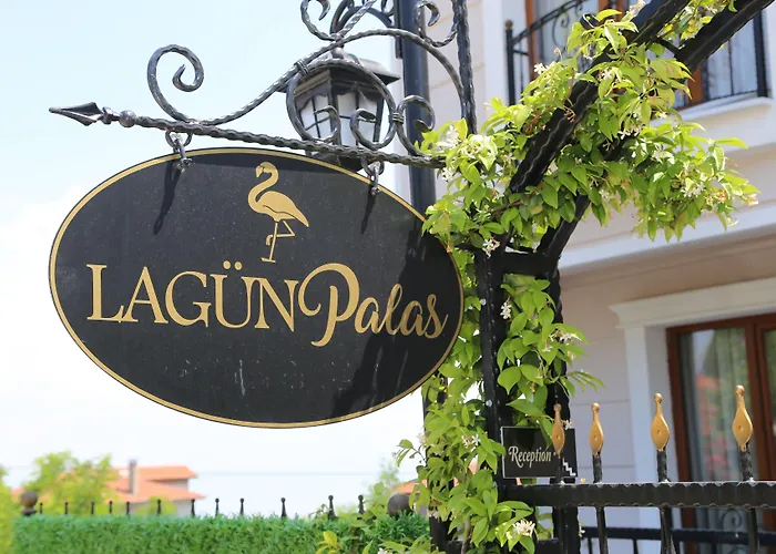 Lagun Palas