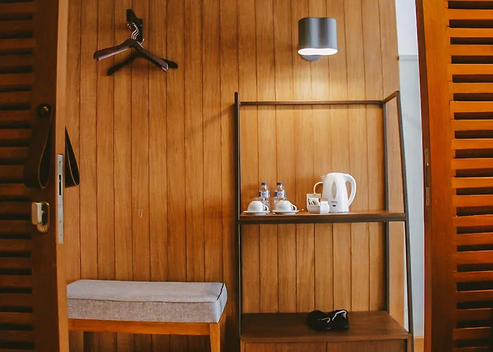 Blackbird Hotel