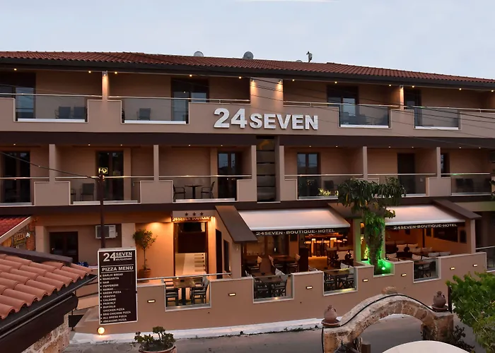 24 Seven Boutique Hotel