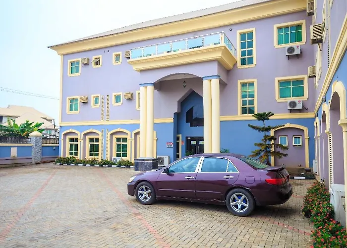 Royal Terrace Hotel & Towers