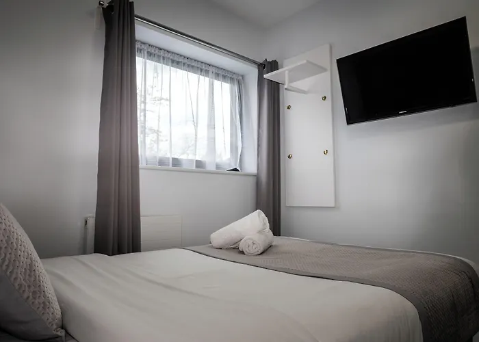 Sky Nights Hotel London Heathrow