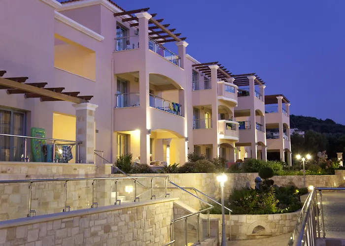 Isida Hotel Agia Marina