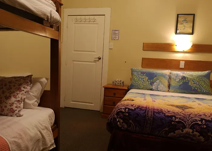 Golden Cross Hotel