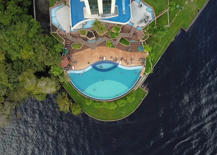 Tropical Executive Hotel