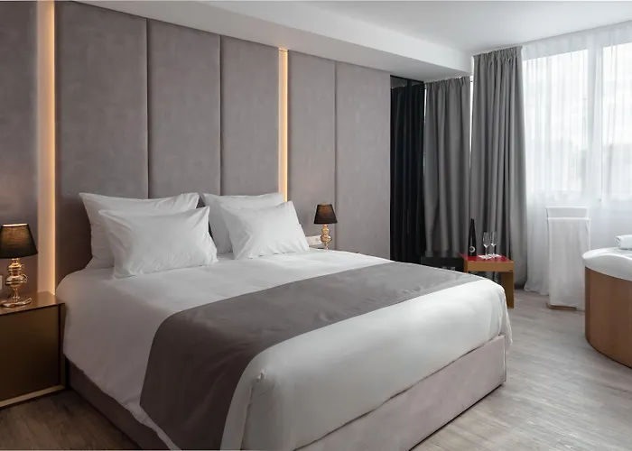 Elia Ermou Athens Hotel