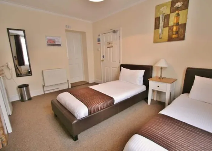 Central Hotel Cheltenham