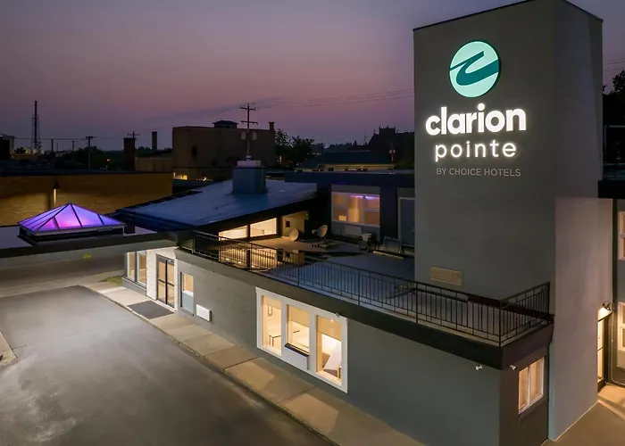 Clarion Pointe Rhinelander Downtown