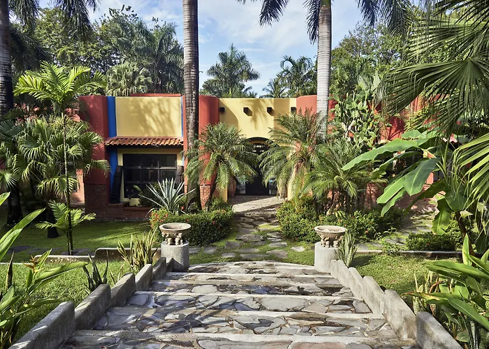 Paradise Beach Lodge