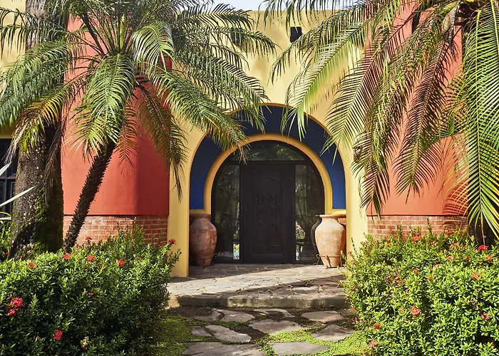 Paradise Beach Lodge
