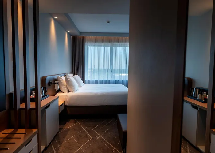Holiday Inn - Eindhoven Airport By Ihg