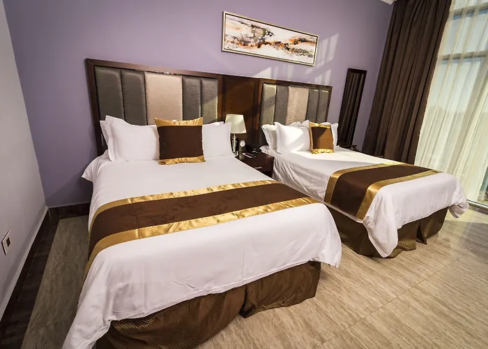 Hotel City Plaza & Suites