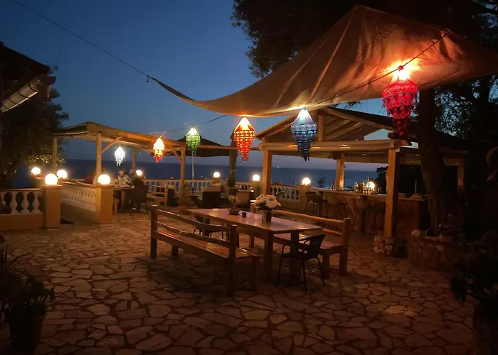 Pelekas Beach Apartments Rolling Stone