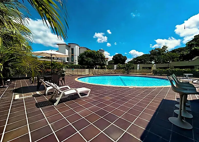 Hotel Tacaloa Inn Experience