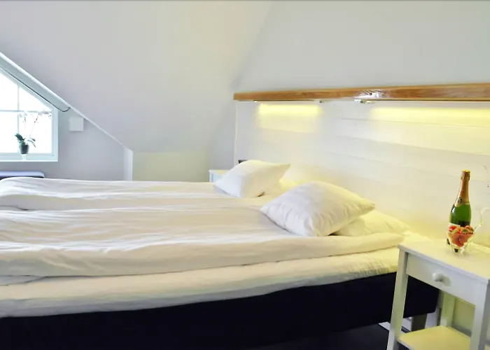 Skaergardshotellet Hoenoe