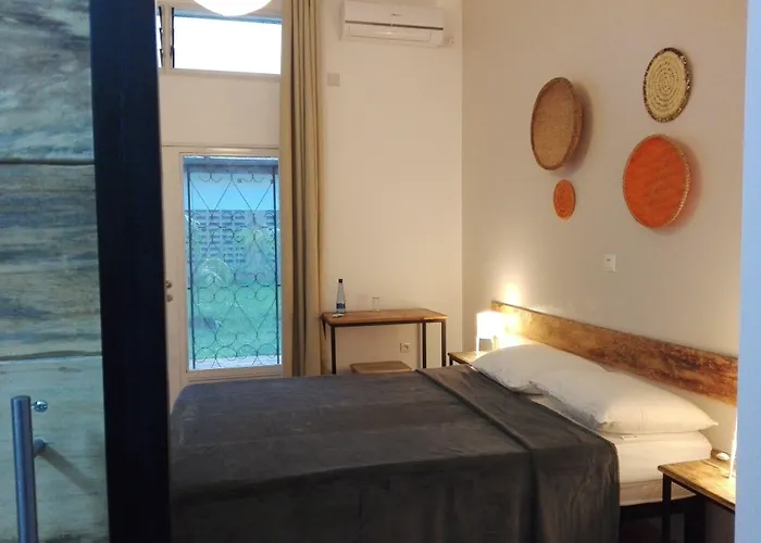 Urban Lodge