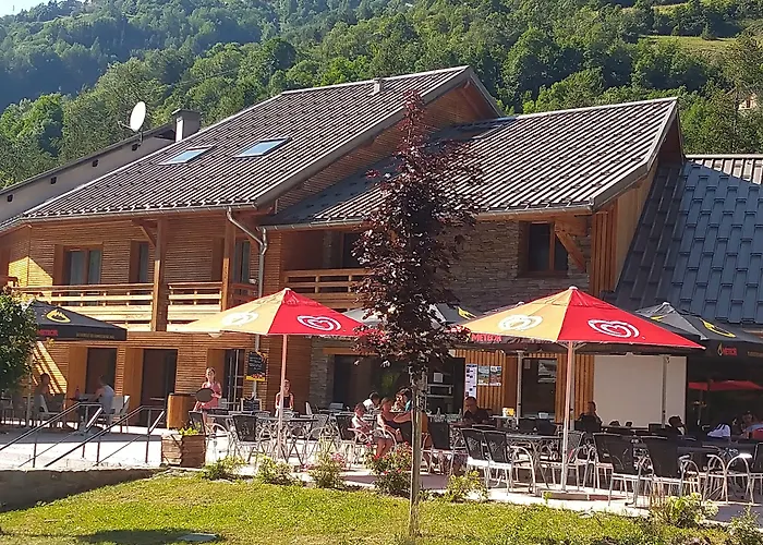 Hotel Et Camping O2 Orcieres Outdoor Area