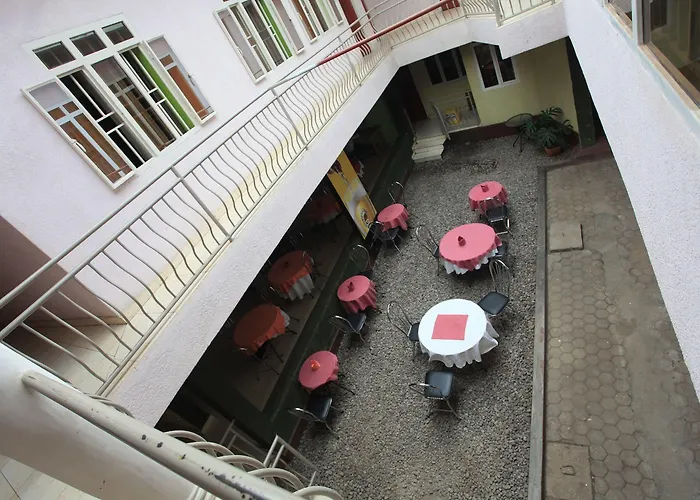 La Voisina Hotel