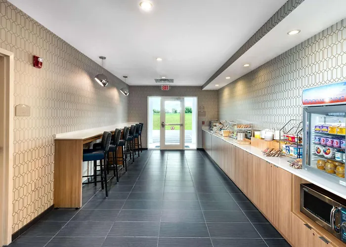 Microtel Inn & Suites By Wyndham Farmington