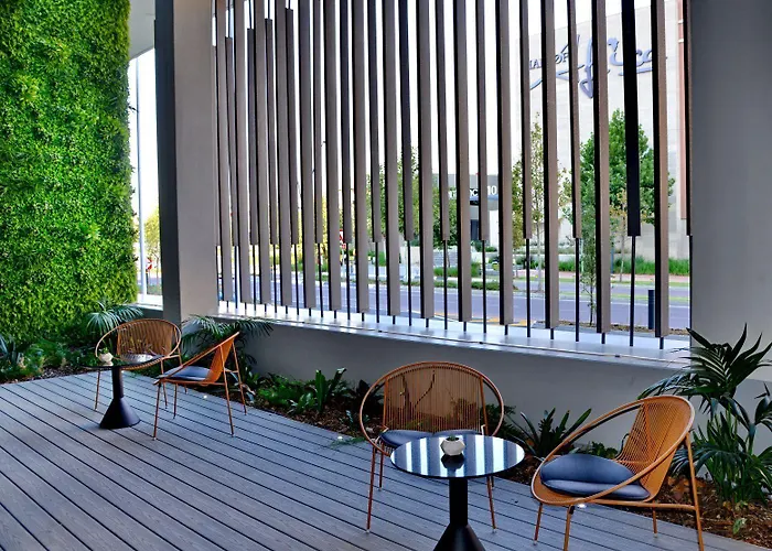 Courtyard Hotel Waterfall City