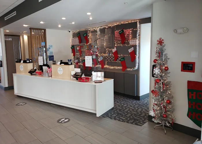 Holiday Inn Express & Suites - Ottawa By Ihg