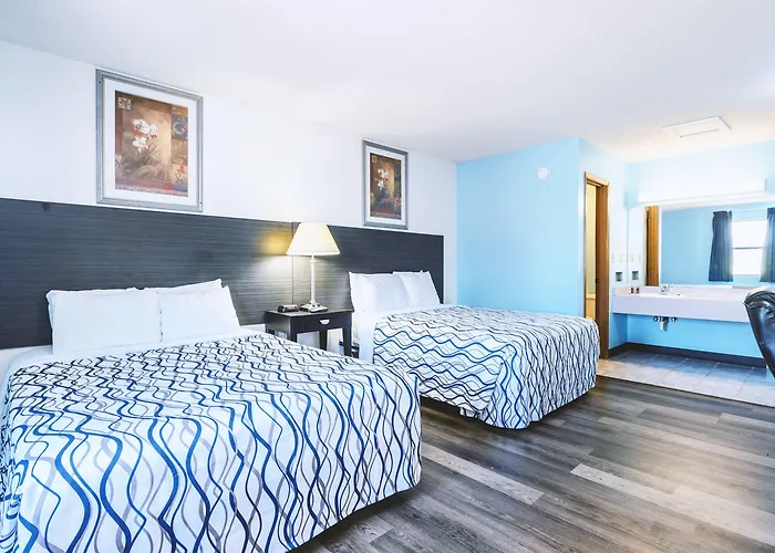 Blue Way Inn & Suites Wellington