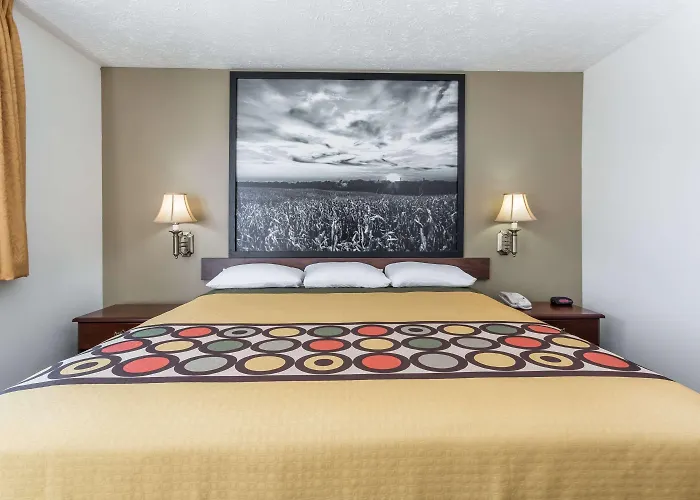 Super 8 By Wyndham Alma