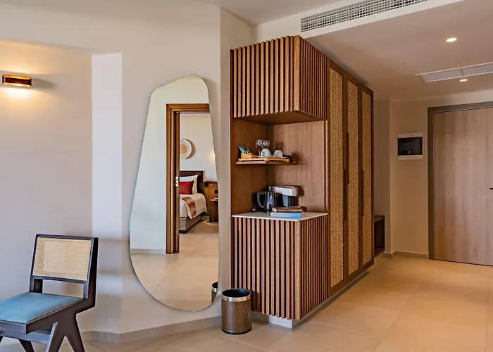 Minos Ambassador Suites & Spa - Adults Only