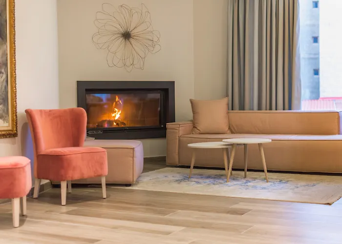 Emerald Suites