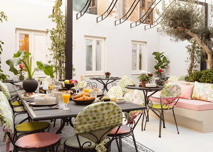 Castro Hotel Syros