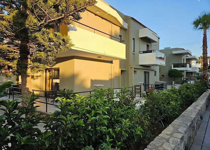 Petousis Hotel & Suites