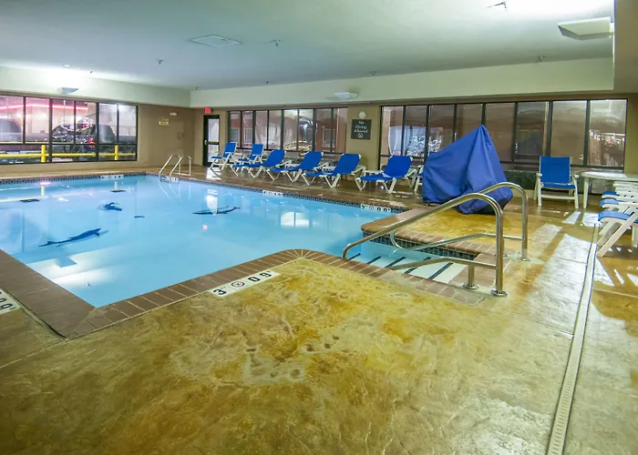 Comfort Inn & Suites Pauls Valley - City Lake
