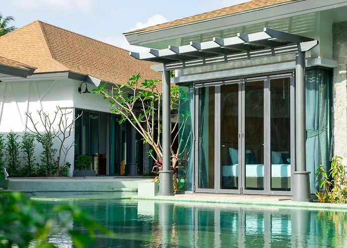 Tajh Pool Villas