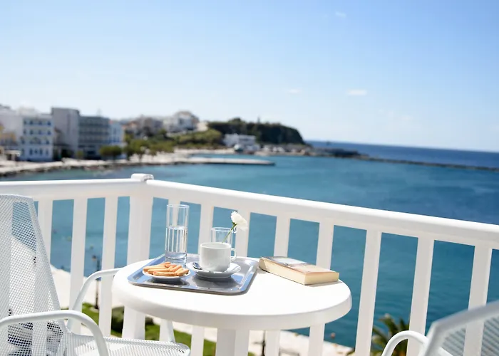 Nama Hotel Tinos