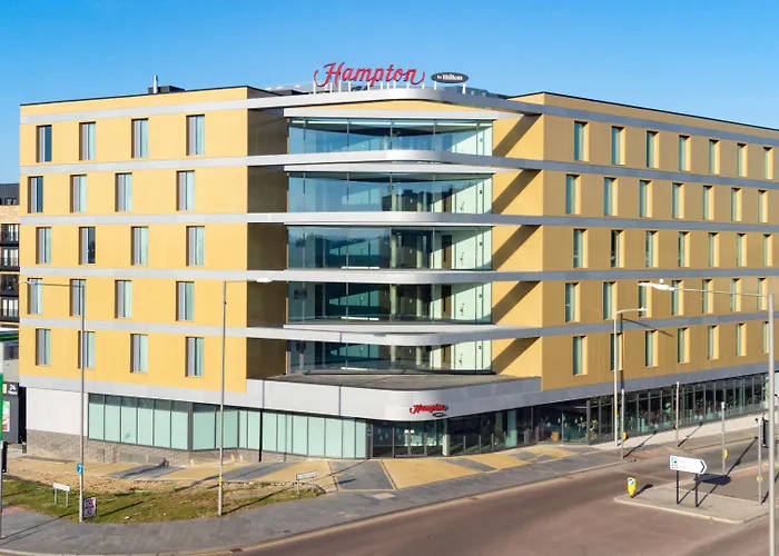 Hampton By Hilton Ashford International