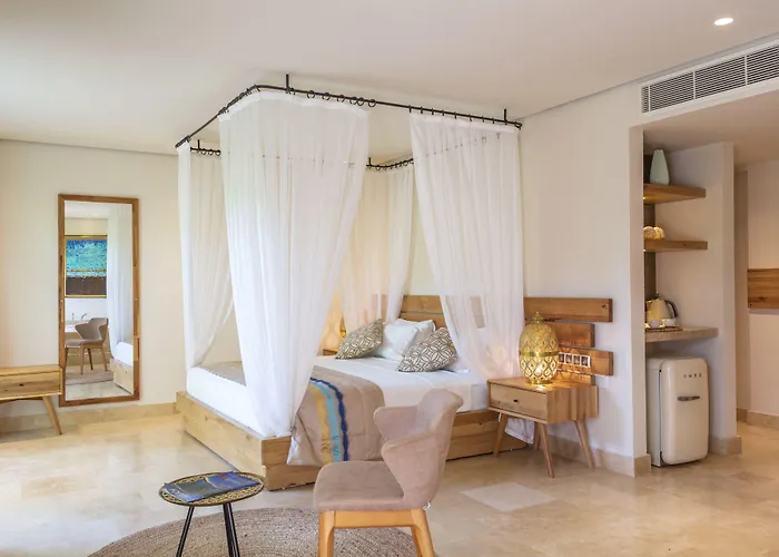Ecclesia Hotel - Adult Only