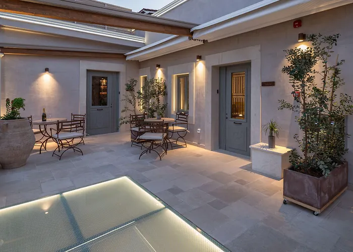Inotropes Boutique Suites - Adults Only