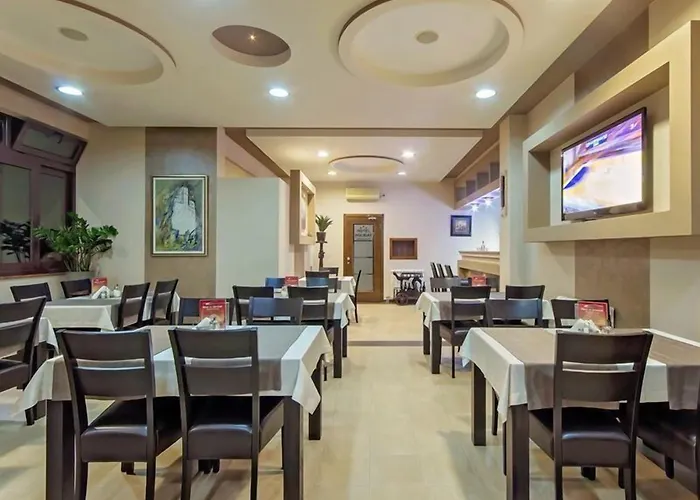 Hotel Holiday