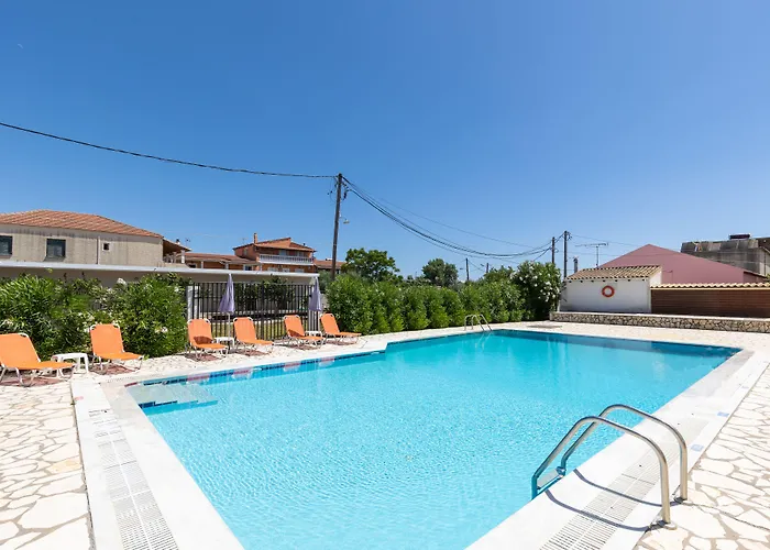 Dora Pool Studios By Konnect,150M From The Beach