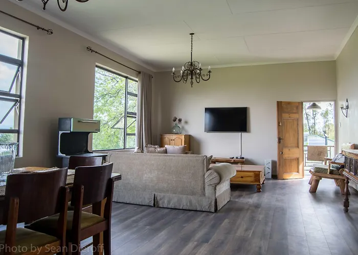 The Fat Mulberry Guest Farm